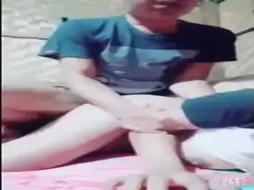 Siswi SMA Cantik Pasrah Goyang Kasur Kenangan