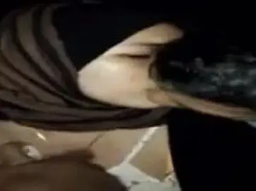 Ukhti Hijab Cantik Pasrah Kasur Semak Part 1